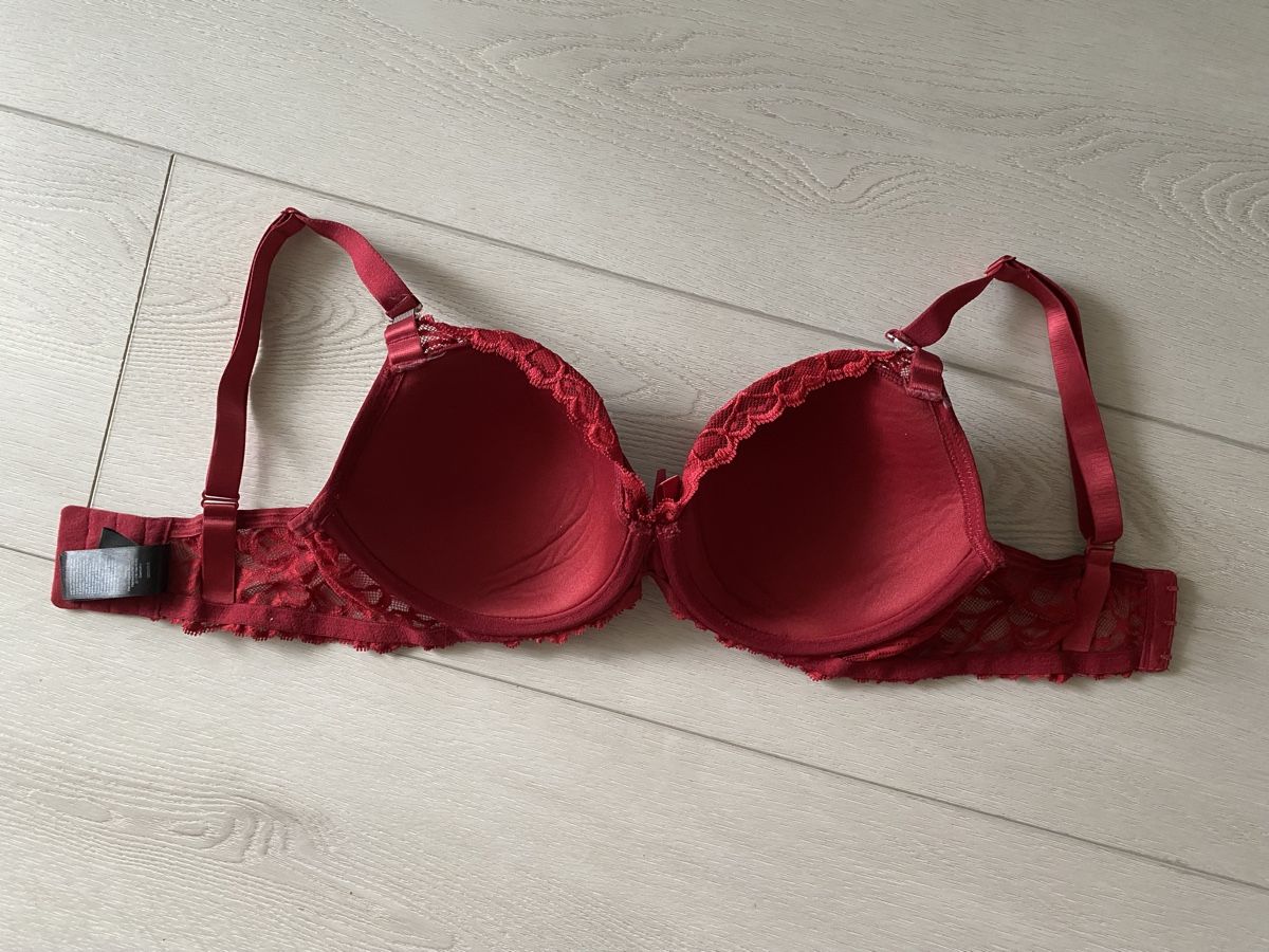 Sonstige Unterwäsche: 2er Set BHs Gr 75E mit Spitze – Neu (gemäss Beschreibung) aus Strengelbach von Bycy 2