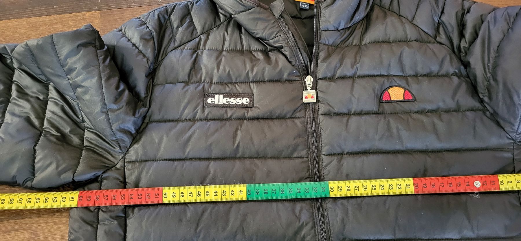 Ellesse Giacche: Ellesse Lombardy Steppjacke XL – Nuovo (secondo la descrizione) da Unterseen venduto da rej_lnk9 2
