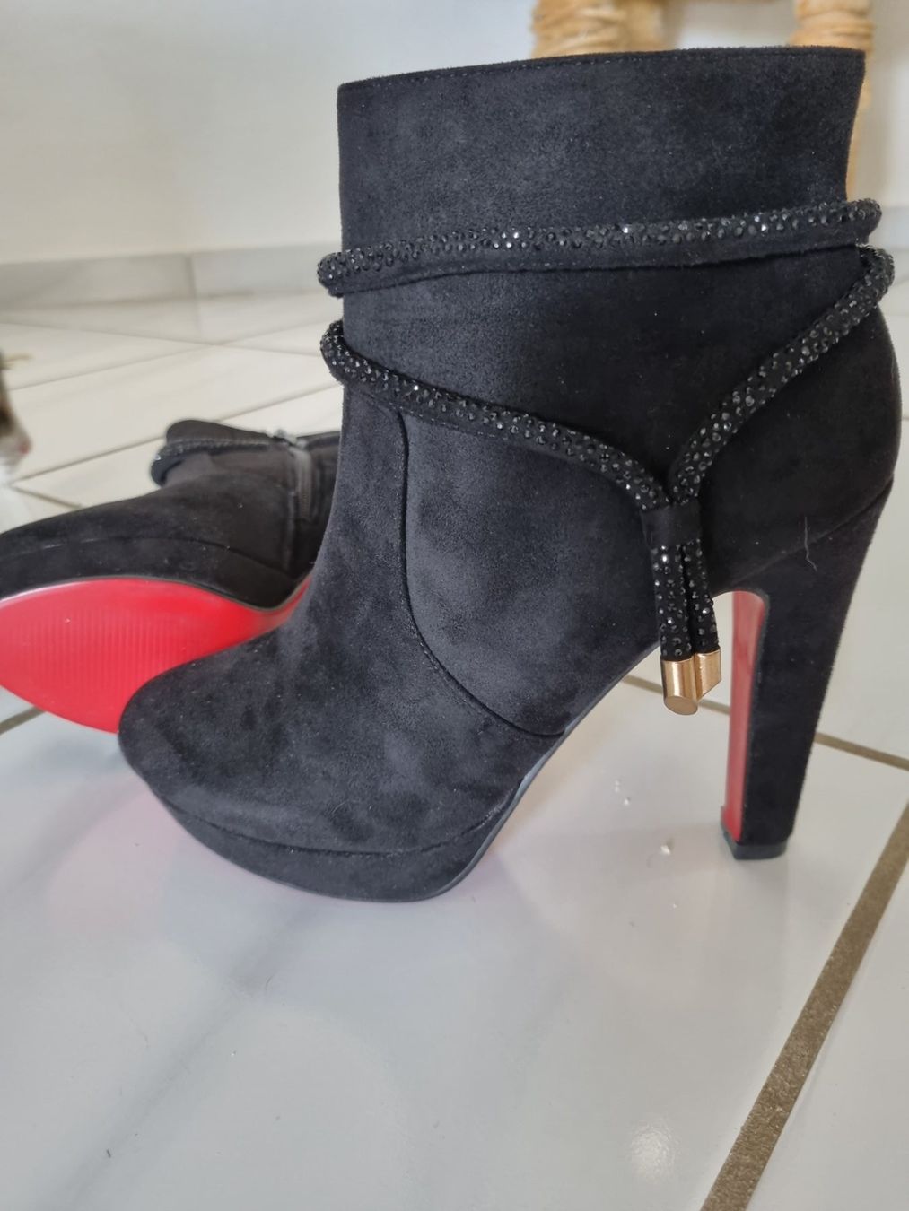 Scarpe da donna: Stiefeletten schwarz neu Gr. 40 – Nuovo e nell'imballaggio originale da geroldswil venduto da Gumball1 1