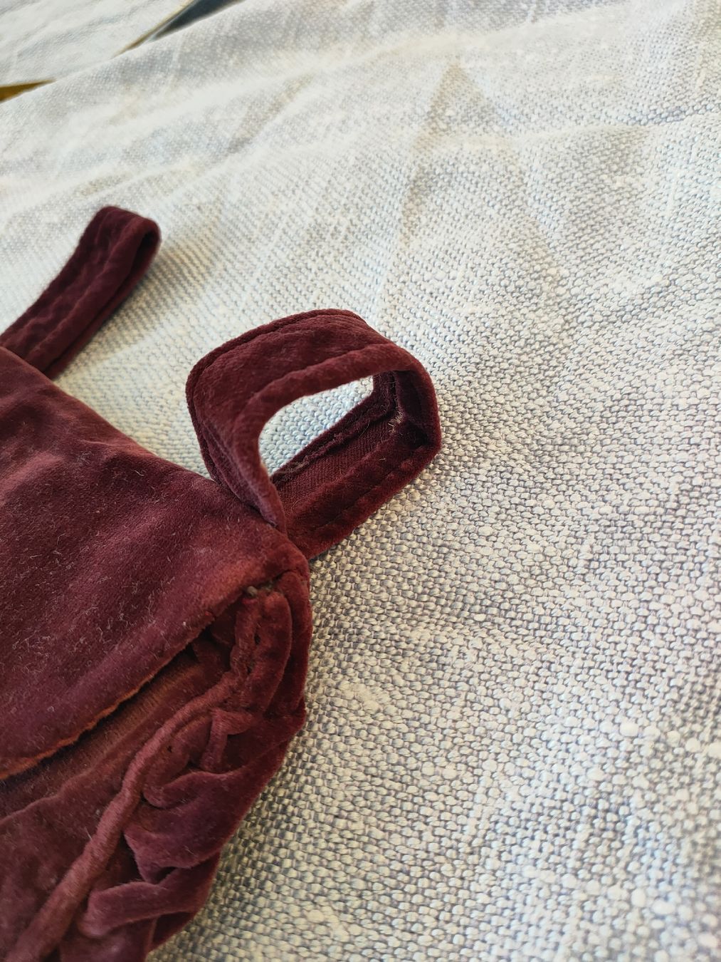 Borse da donna: Samt Täschli Bordo-Rot Antike – Usato da Gipf-Oberfrick venduto da minini 6