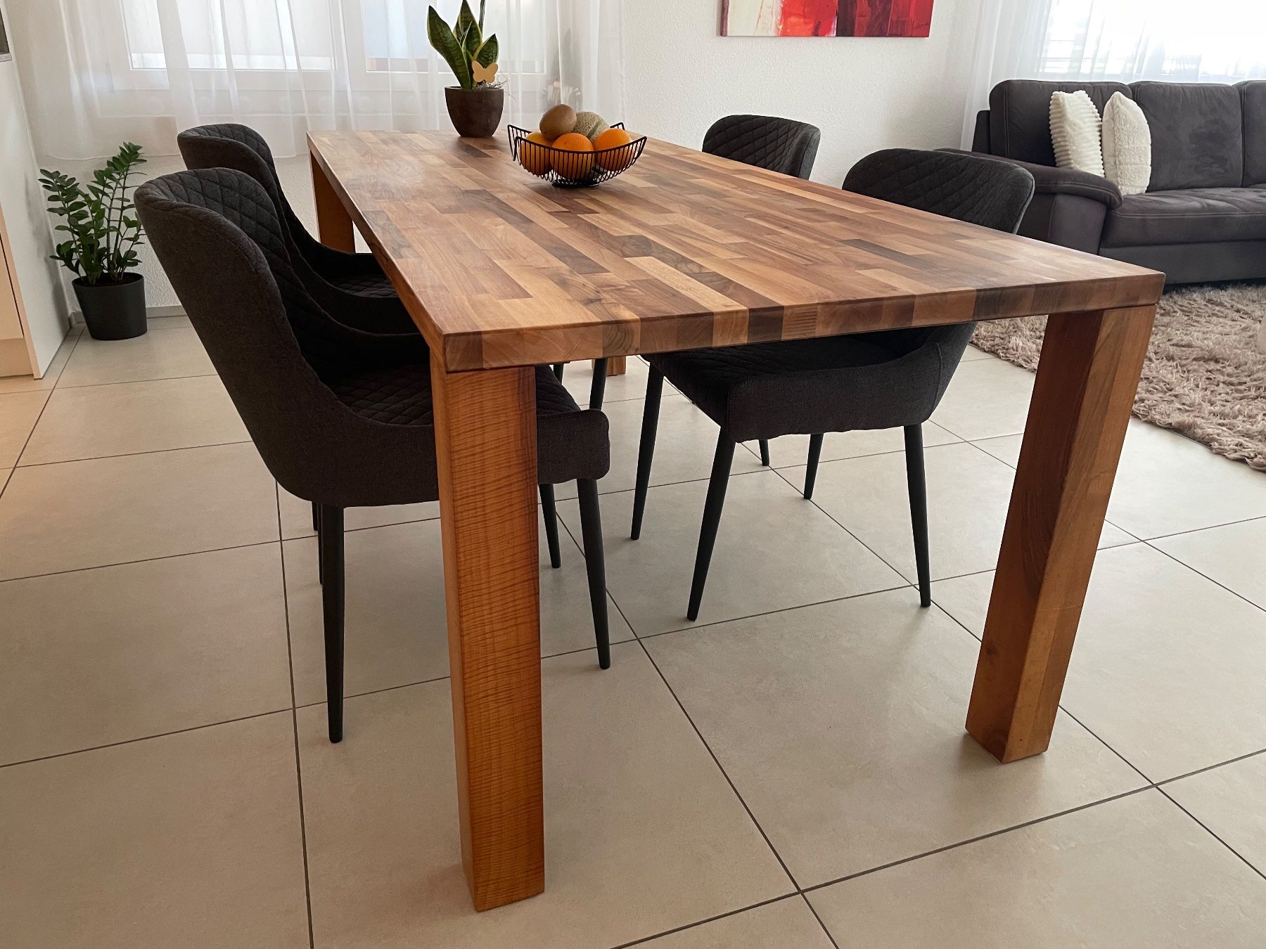Tavoli: Massiver Esstisch, Nussbaum - 200x90cm – Usato da Marthalen venduto da ironh1tsch