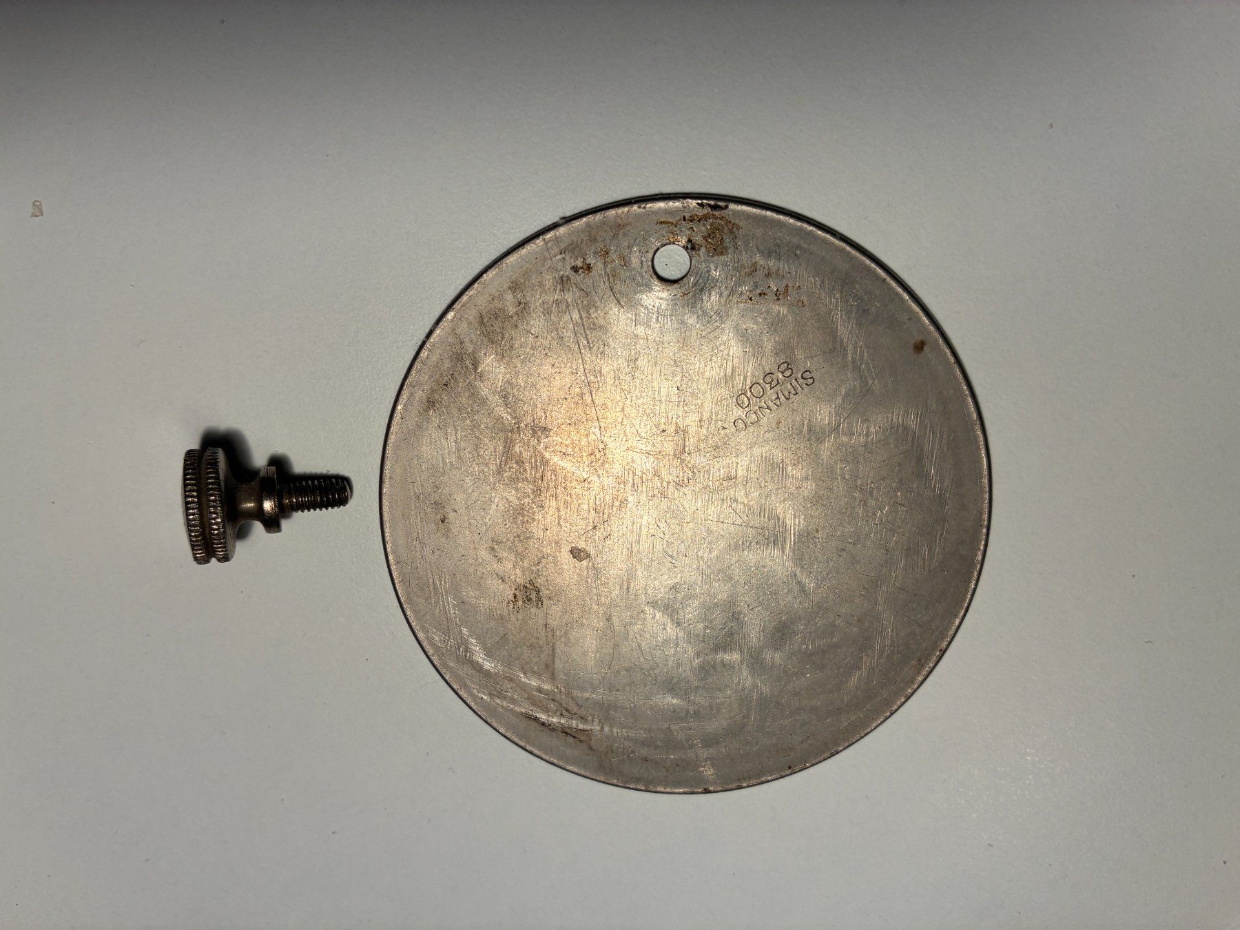 Singer Macchine da cucire: Singer-Abdeckplatte (Simanco 8300) + Original-Rändelschraube – Usato da Biberist venduto da longimanus3 6