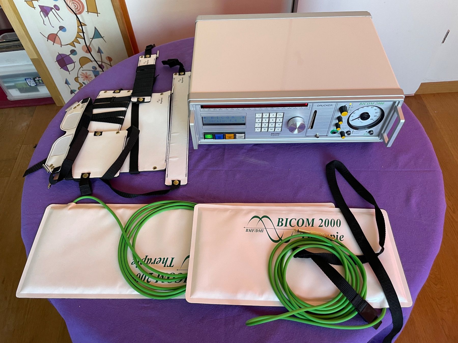 Bicom Attrezzature mediche: Bicom 2000 Regumed - appareil biorésonance avec kit de test – Usato da Ollon VD venduto da biocentervilly 1