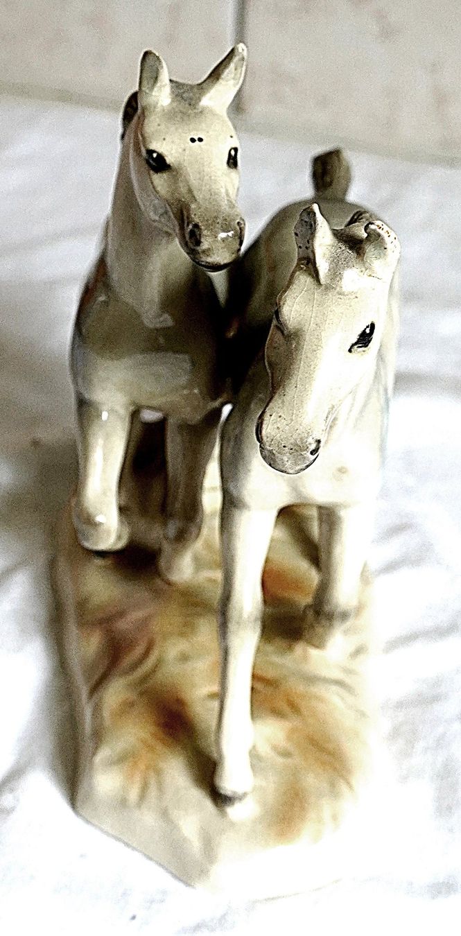Statuette: Pferde Porzellan ca. 1950 – Usato da Baar venduto da 2cvbaar 1