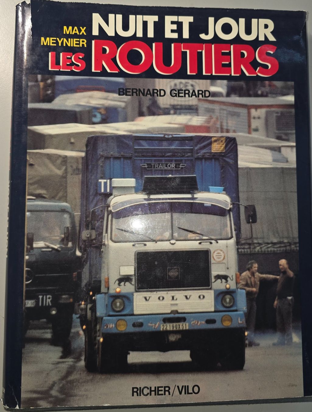 Bücher: Livre Camions – Gebraucht aus Bevaix von Tuckers