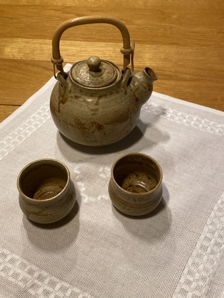 Teiere: Teekanne und zwei Becher – Usato da Stettlen venduto da Hansj