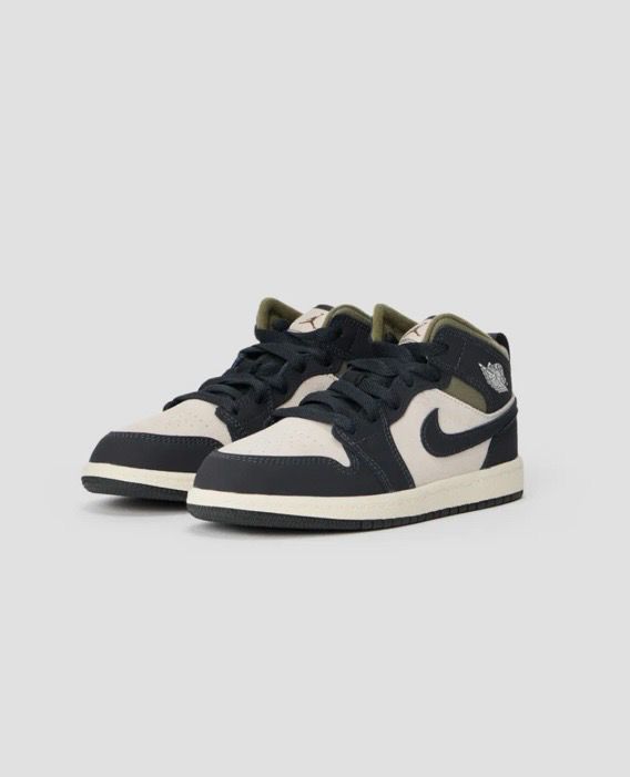 Jordan Scarpe per ragazzi: Nike Jordan 1 Mid Gr. 33 NEU – Nuovo e nell'imballaggio originale da Waltenschwil venduto da hansnine 7