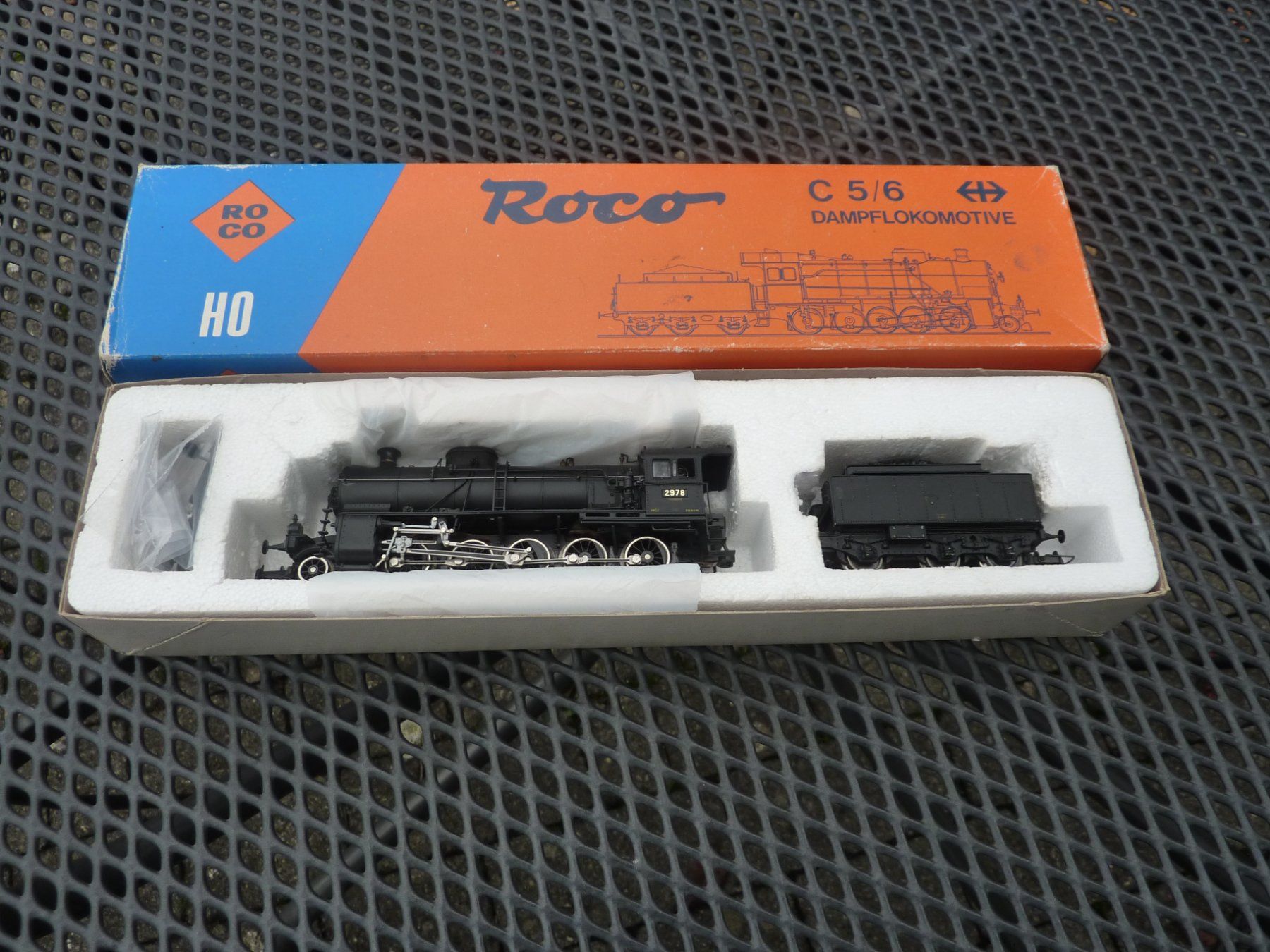 Roco Modellini di ferrovie: Dampflok 5/6, Roco – Usato da Gelfingen venduto da btrottmann 3