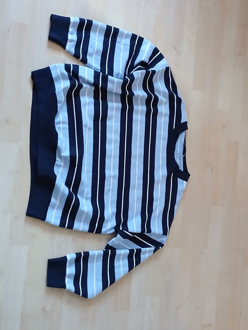 Maglioni & Felpe: Gestreifter Pullover, perfekt für den Herbst! Gr. L – Usato da Zürich venduto da best-in-town