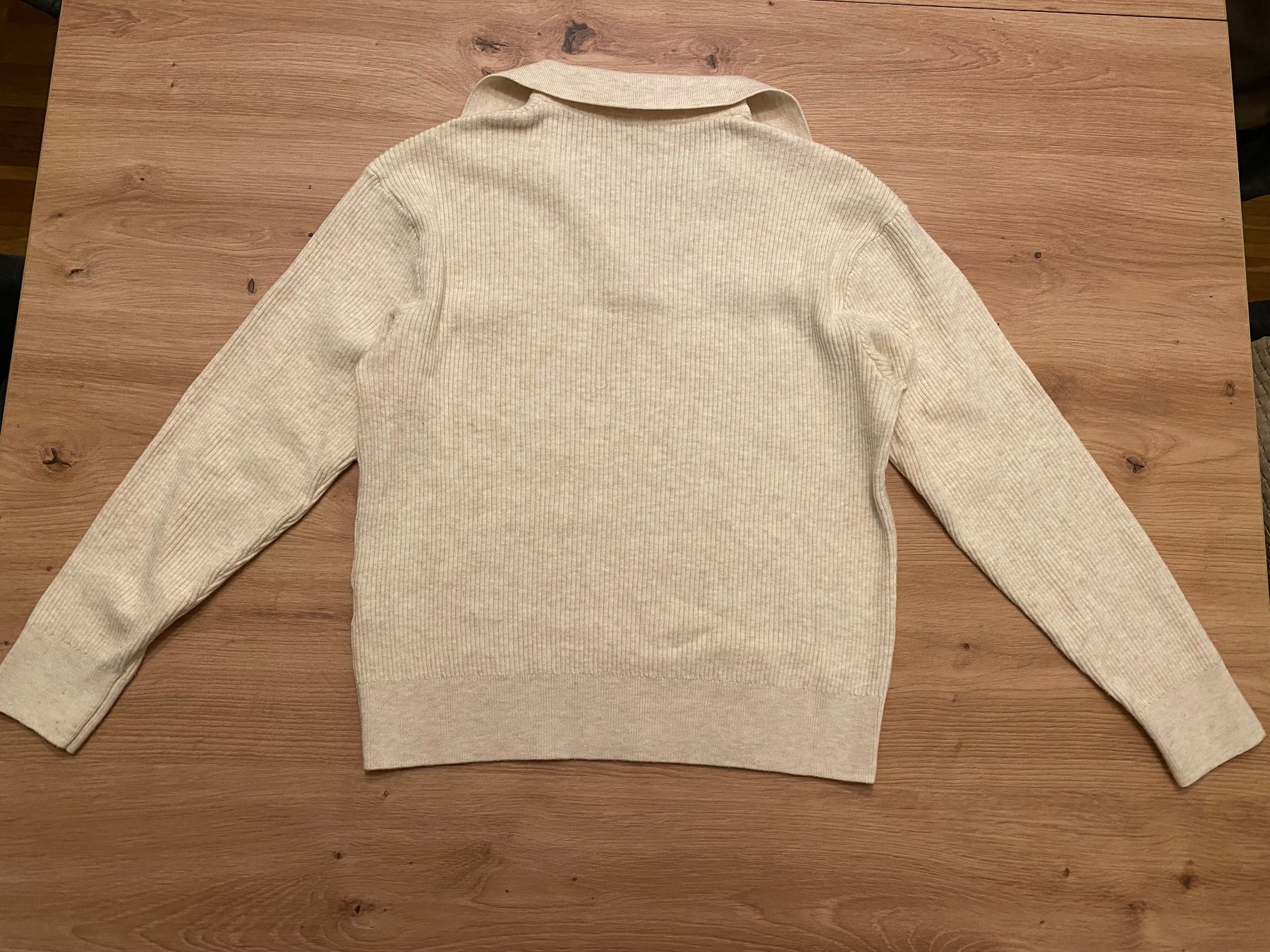 H&M Maglioni & Felpe: Edler Strickpullover mit Kragen, beige Top Zustand – Usato da Kloten venduto da swarovski16 1