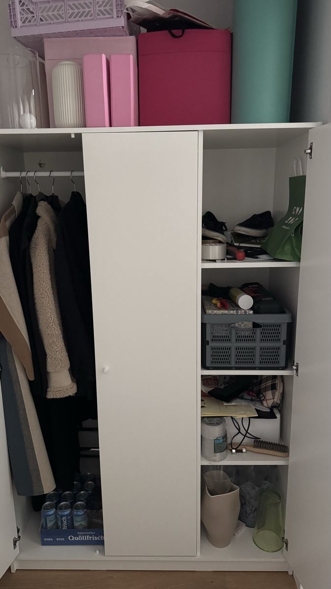 Ikea Schränke: KLEPPSTAD Kleiderschrank mit 3 Türen – Gebraucht aus Zürich von s_cm 2