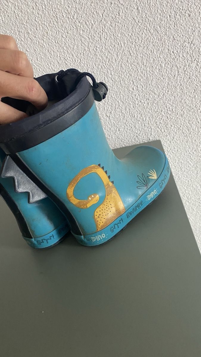 Chaussures garçon: Gummistiefel Gr.25 – D'occasion à Beinwil (Freiamt) par Akgeun 3