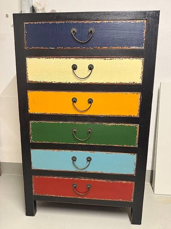 Kare Cassettiere: Kare Design Kommode Harlekin – Usato da Hergiswil NW venduto da allmendkoenig
