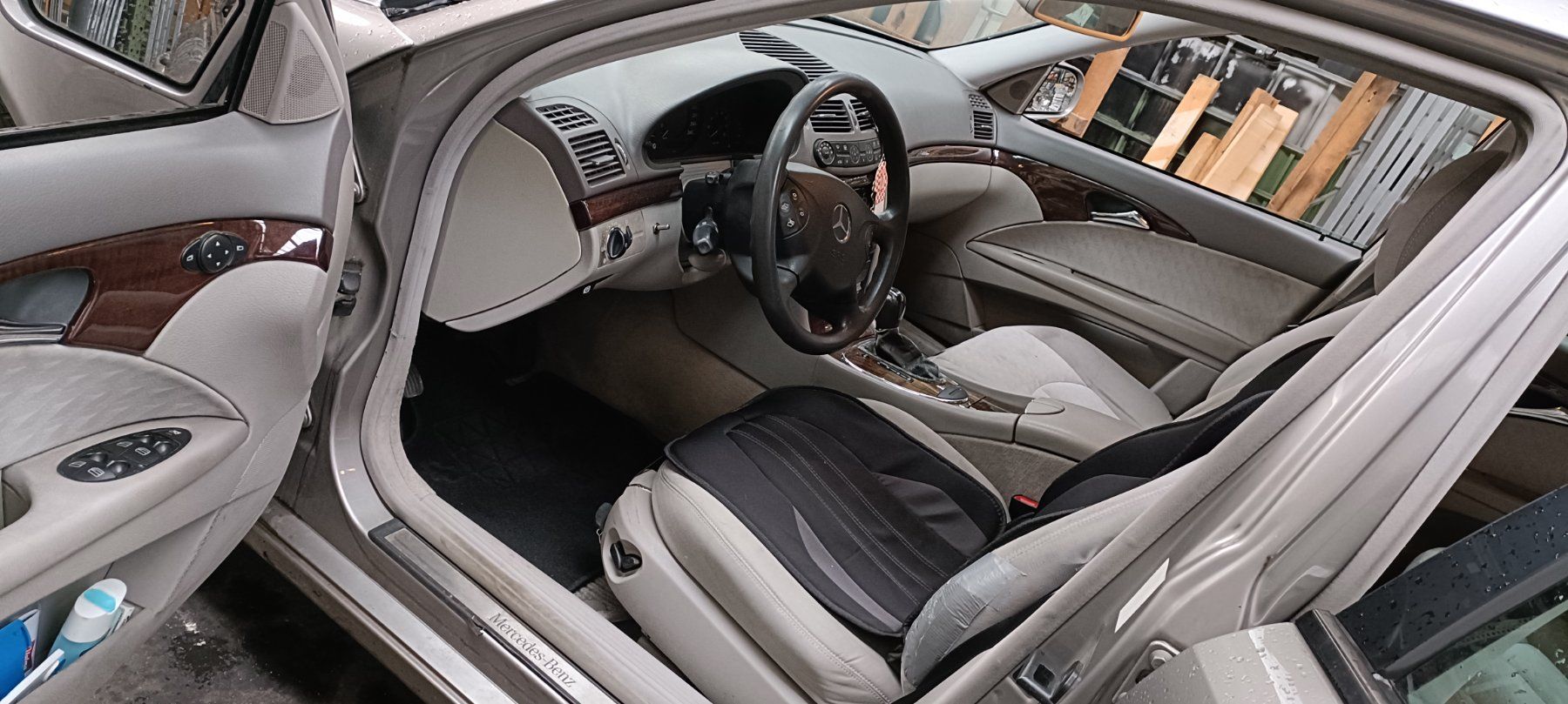 Mercedes-Benz Automobili: Mercedes Benz E 240 T – Usato da Däniken SO venduto da thumbnail 7