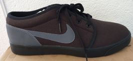 Nike Coast Classic Canvas Gr. 42,5