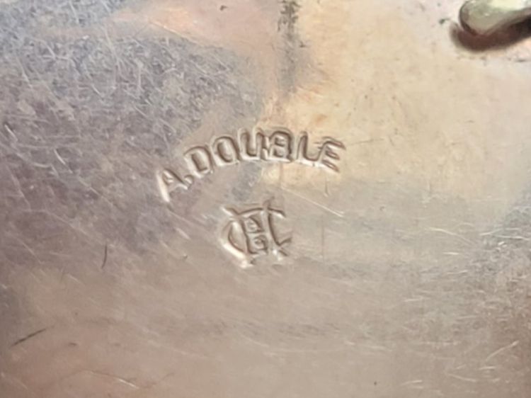 Broschen & Nadeln: Antike Foto-Brosche, gestempelt – Gebraucht aus Kriens von KTP 5