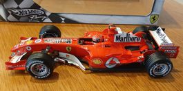 Ferrari F2005 F1 Michael Schumacher mit Marlboro Decals 1:18