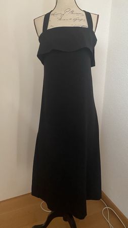 Robe noire élégante, taille 34, parfaite pour les soirées
