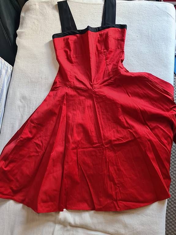 Orsay Vestiti: Robe Orsay taille M – Usato da Epalinges venduto da mux_vc5l 3