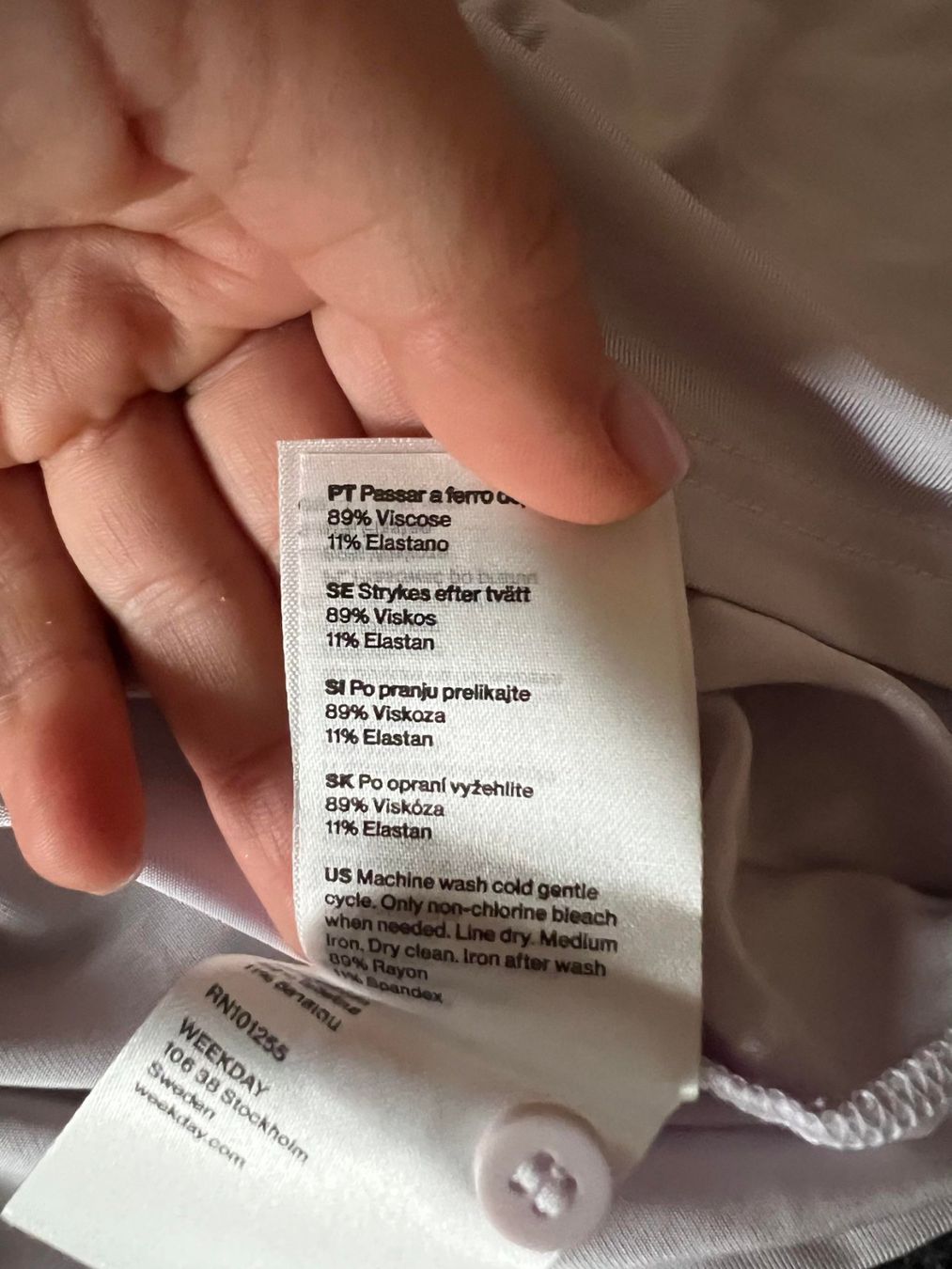Weekday Pulls & Sweat-shirts: Damen Cardigan Weekday Grösse S – Neuf avec emballage d'origine à Riehen par edu_92w7 1