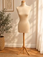 Schneiderpuppe weiblich beige mit Holzstativ gebraucht