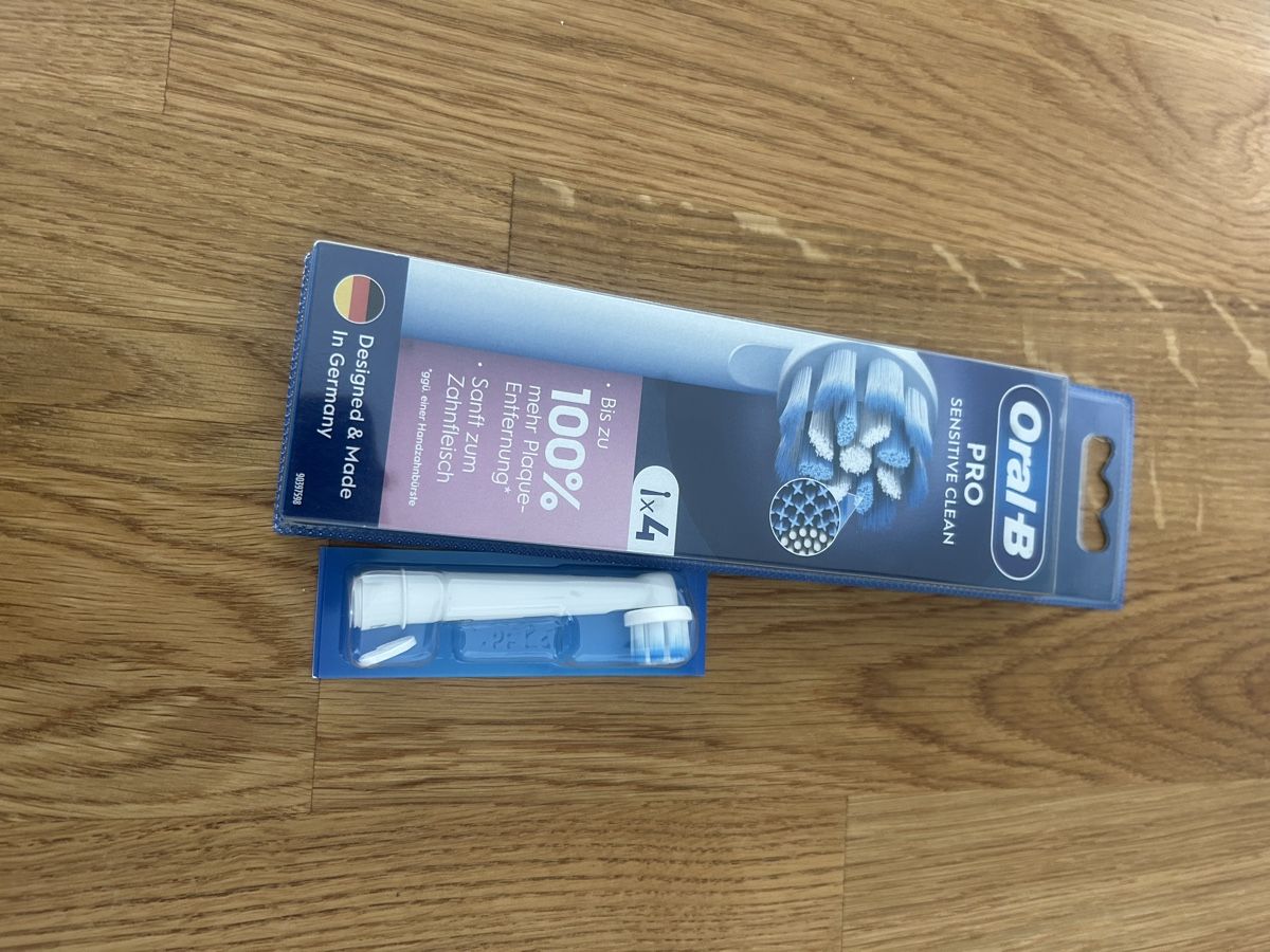 Oral B Zahnpflege: Oral B Zahnbürstenköpfe - Pro Sensitive Clean – Neu und originalverpackt aus Neuenegg von tan_v9lg