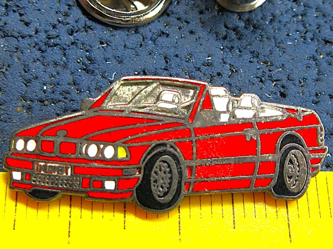 BMW Plaketten & Abzeichen: BMW 3er CABRIO E36 ROT AUTO PIN ENAMEL MIT SECURITY-CLIP – Gebraucht aus Ettingen von Hausi4711 1