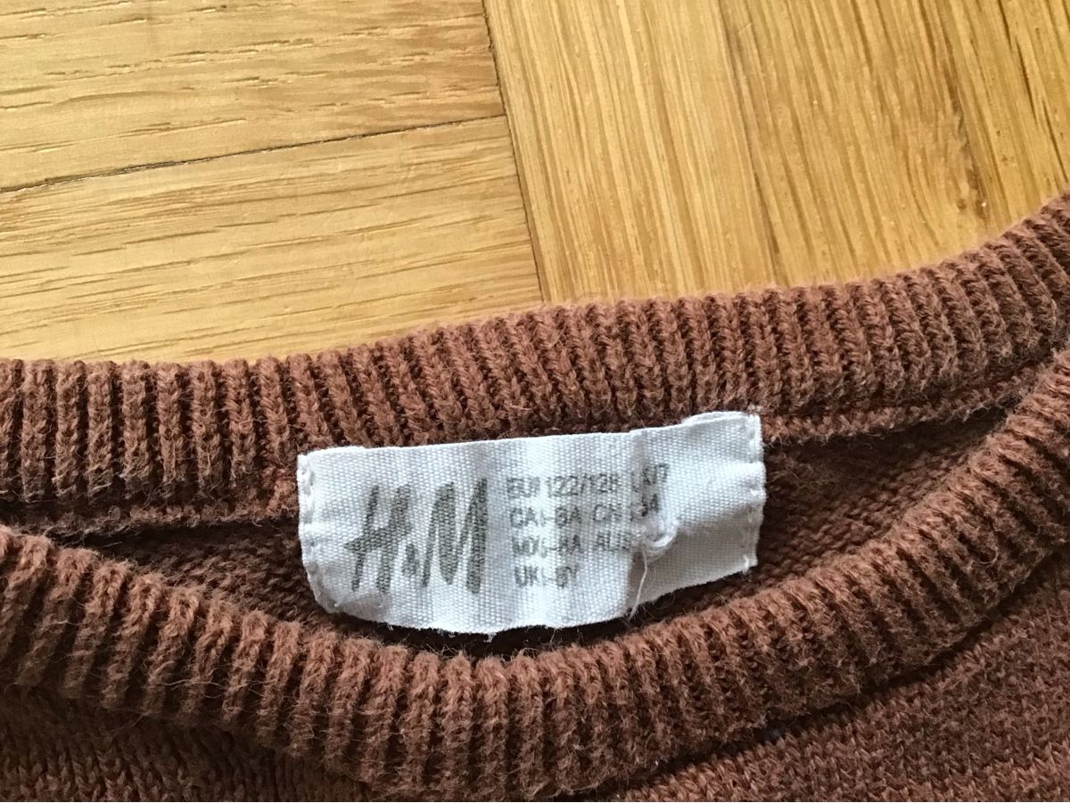 H&M Pullover & Sweatshirts: H&M Mädchen Strickpullover, Grösse 122/128, Top Zustand! – Gebraucht aus Seuzach von Tureda 1
