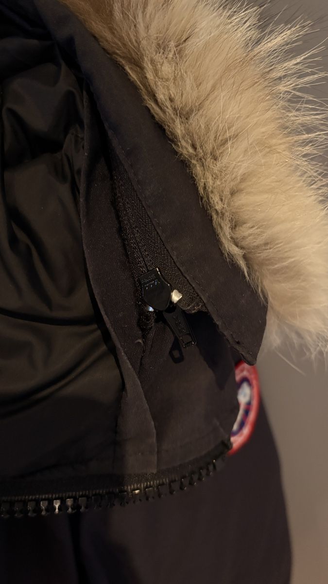 Canada Goose Giacche: Canada Goose Winterjacke – Usato da Wiesendangen venduto da liv_m2dc 5
