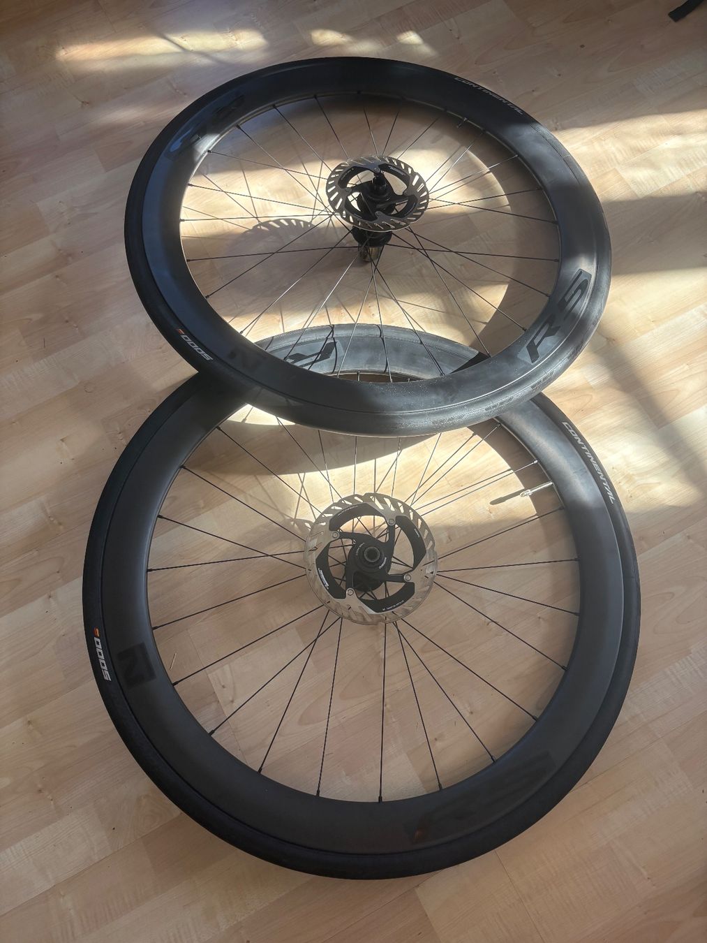 Pièces détachées: Roues carbone Novatec – D'occasion à Corseaux par dow_s6cj