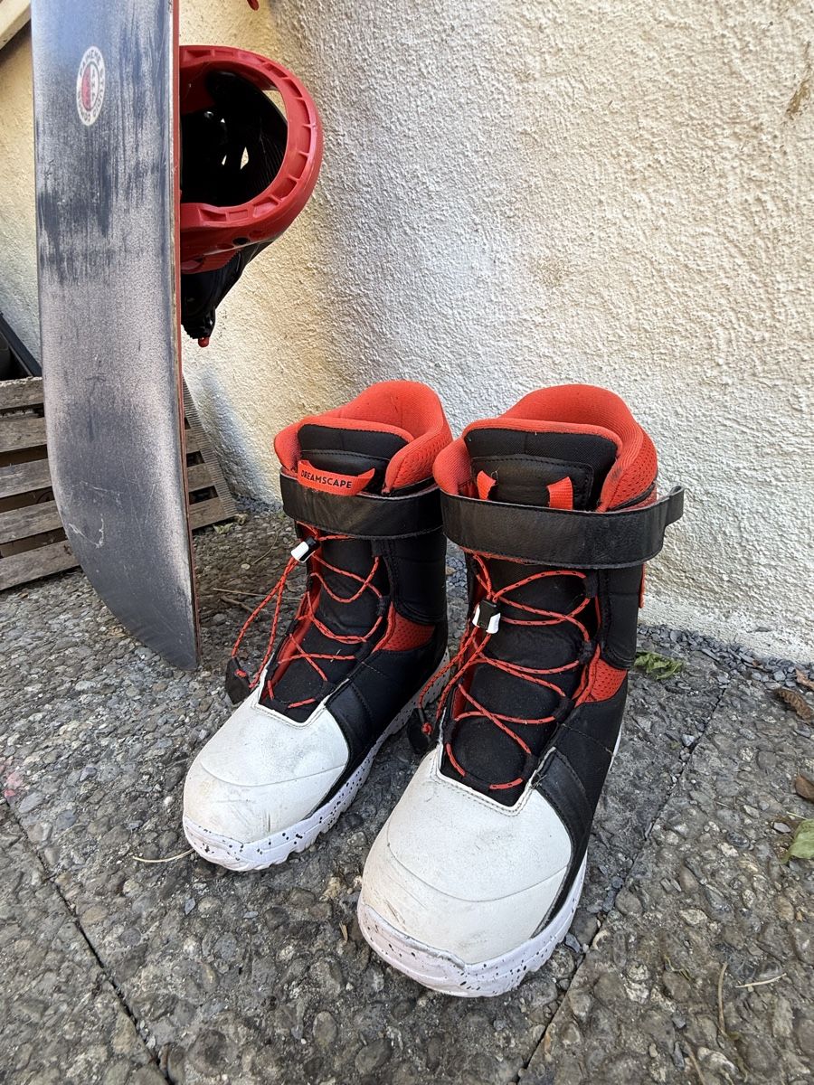 Board: Snowboard Set with Bindings and Boots - dreamscape – Usato da Rüschlikon venduto da willsouthwell 3