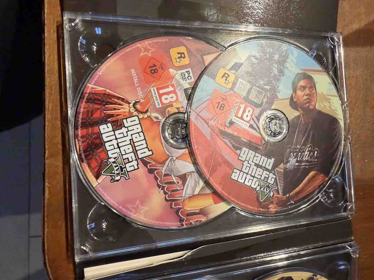 Giochi: Grand Theft Auto V – Usato da fey venduto da Caductilometre 3