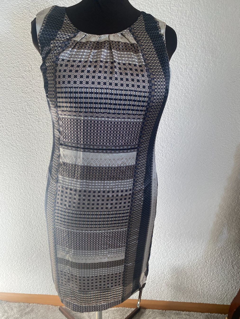 Vestiti: Cocktäil Kleid M – Usato da Liestal venduto da aarroon
