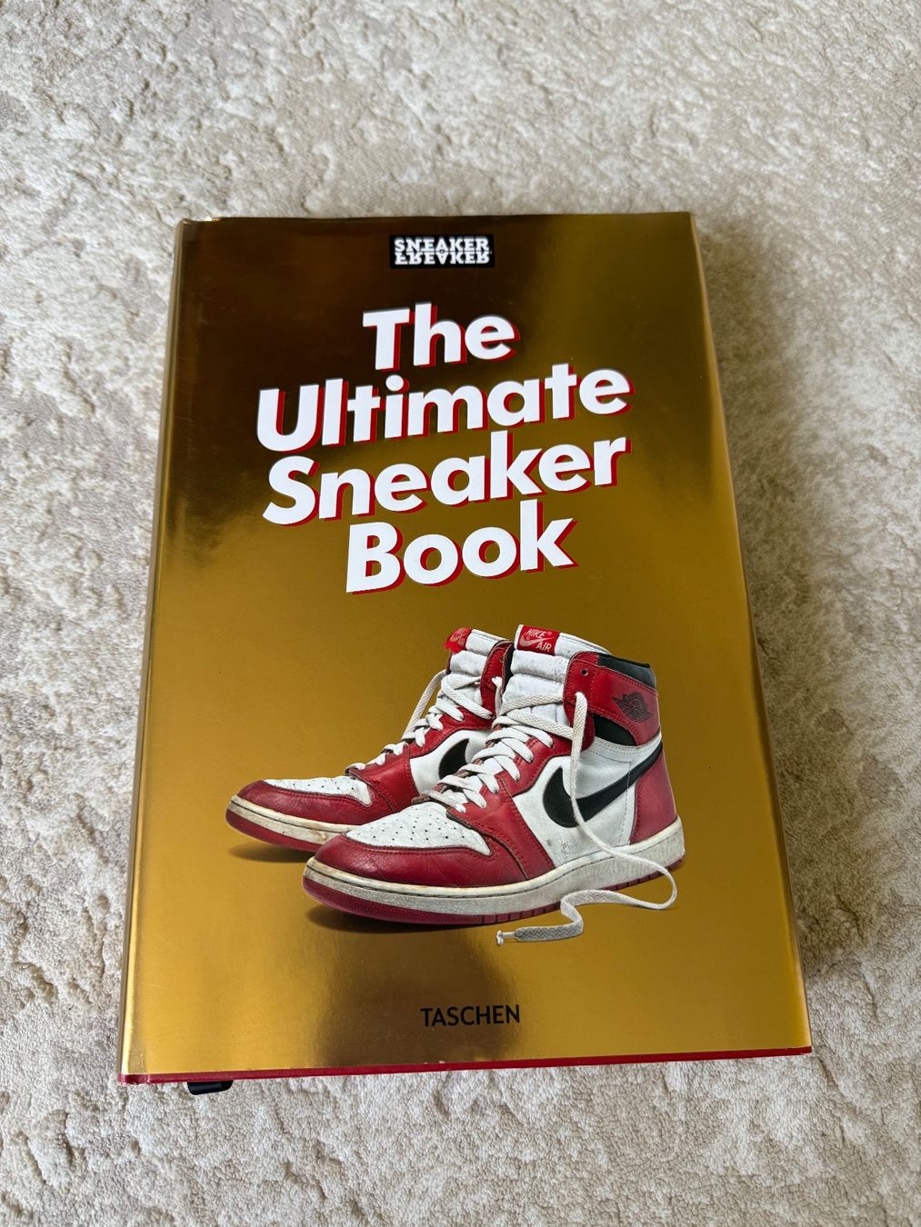 Libri: The Ultimate Sneaker Book, Coffe Table Book – Usato da Wohlen AG venduto da thr_t5x8 1