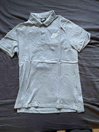 2 Nike Poloshirt grau/schwarz Herren Grösse M 