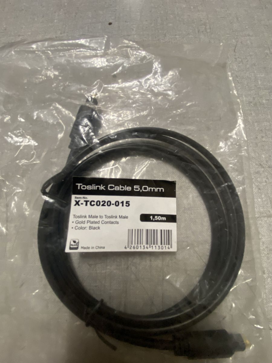Cavi: 28x Toslink Kabel 5.0mm, 1.5m, neu, Schwarz – Nuovo (secondo la descrizione) da Grossdietwil venduto da mahsoumi