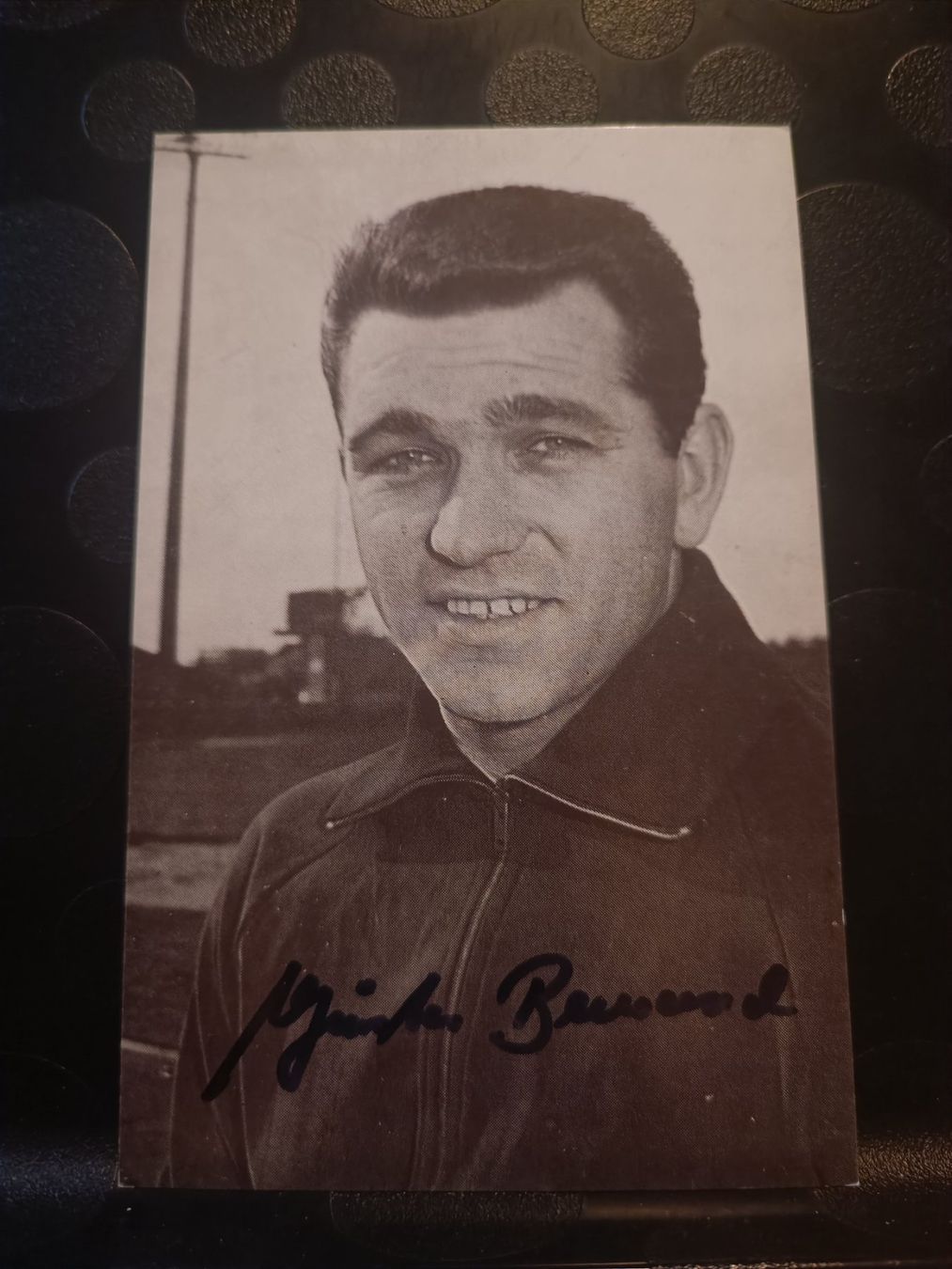 Autografi: Günter Bernard - Handsigniert – Usato da Menziken venduto da Artographs
