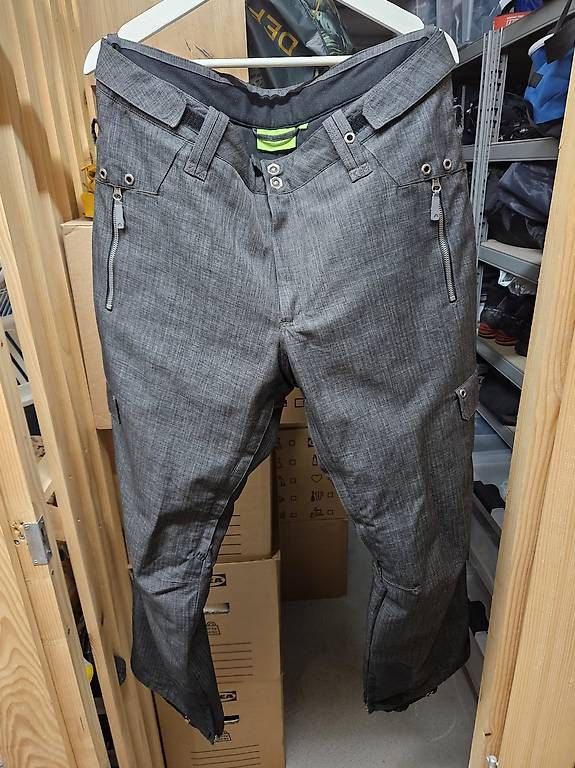 Pantaloni: Snowboard/Skihosen  – Usato da Horw venduto da ra.bu