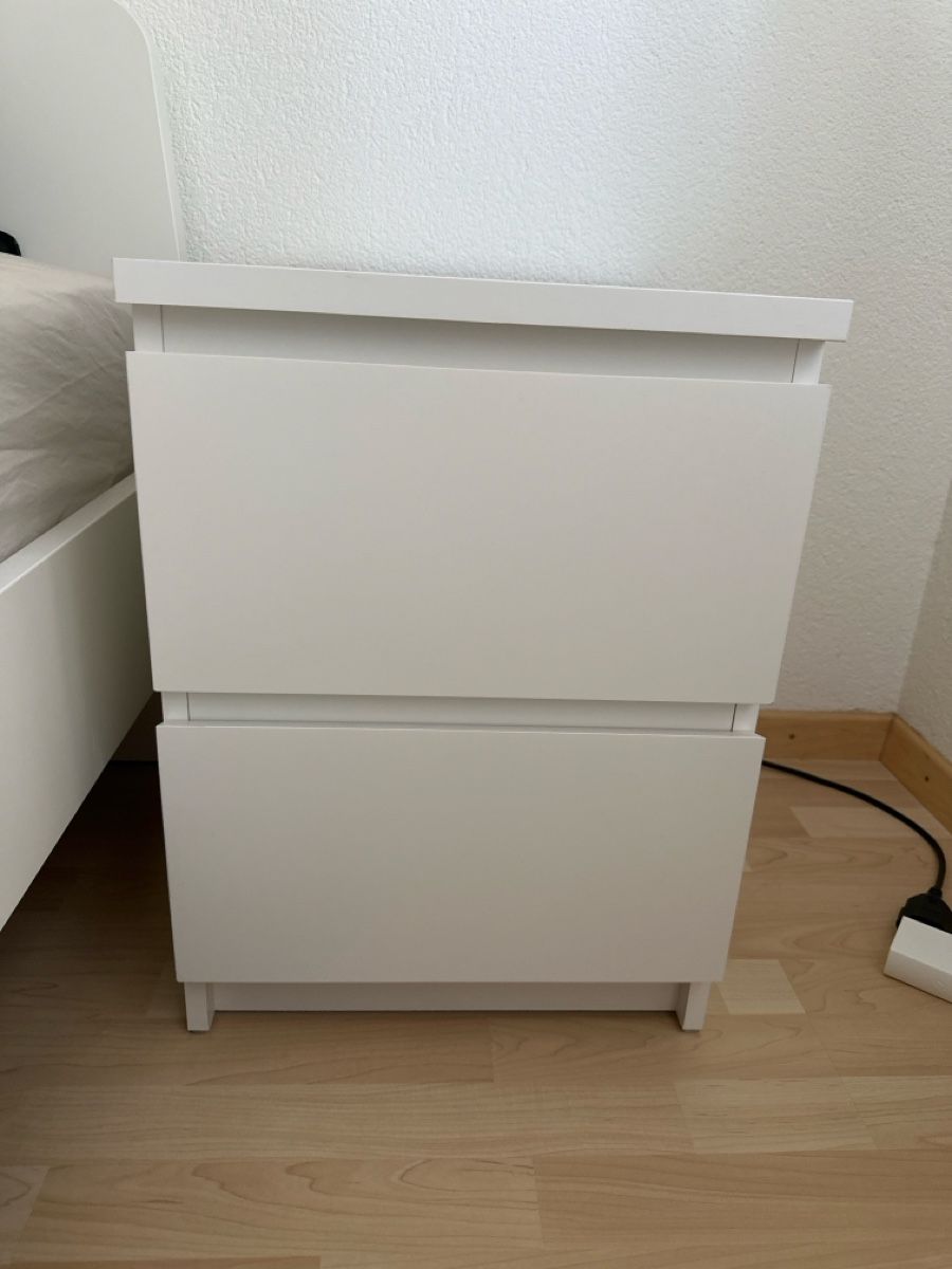 Comodini: Malm Nachttisch mit 2 Schubladen – Nuovo (secondo la descrizione) da Altikon venduto da Goekuui