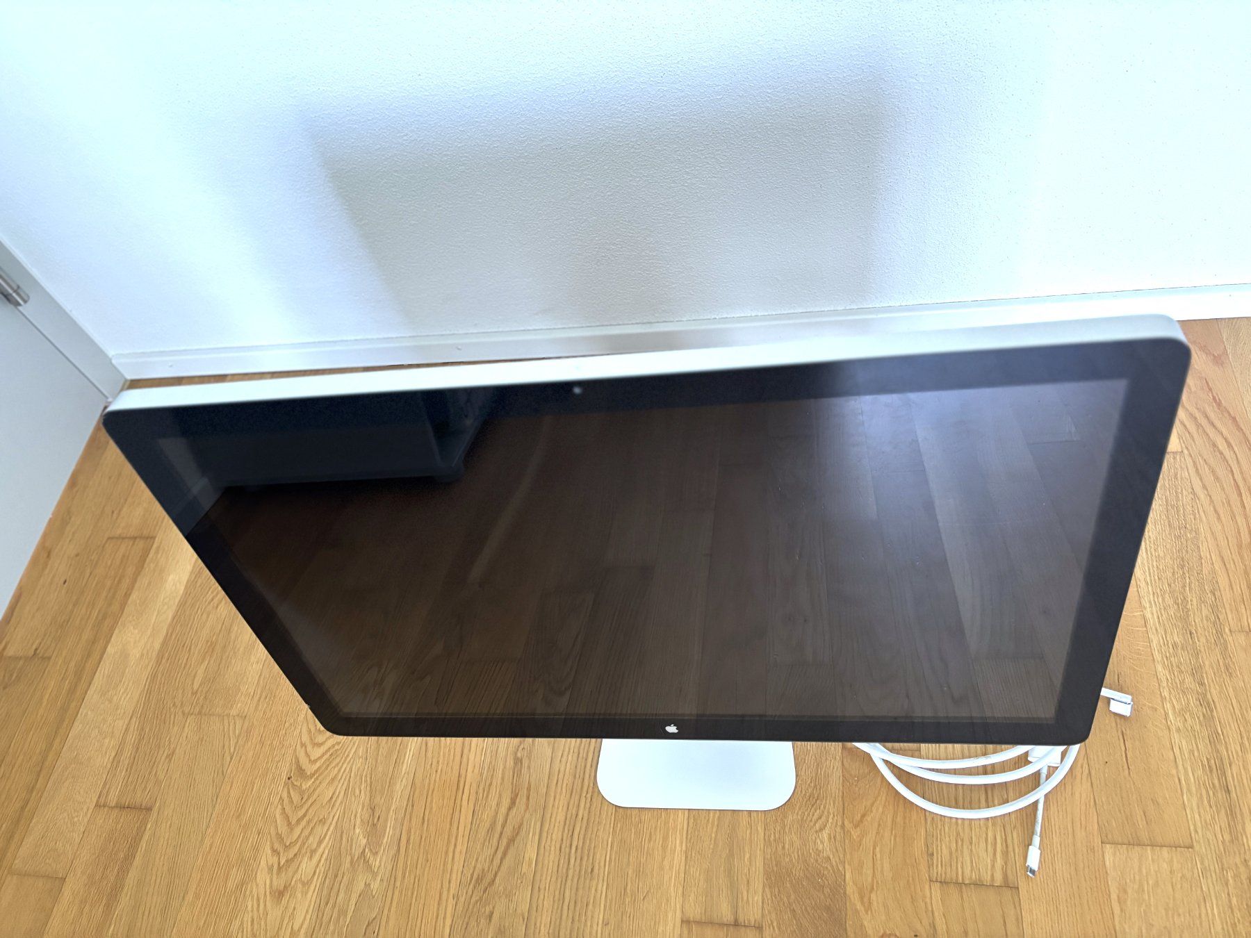 Apple Monitor: Apple Thunderbolt 27" LED Cinema Display A1407 Bildschirm – Usato da Holzhäusern ZG venduto da paula_w 2