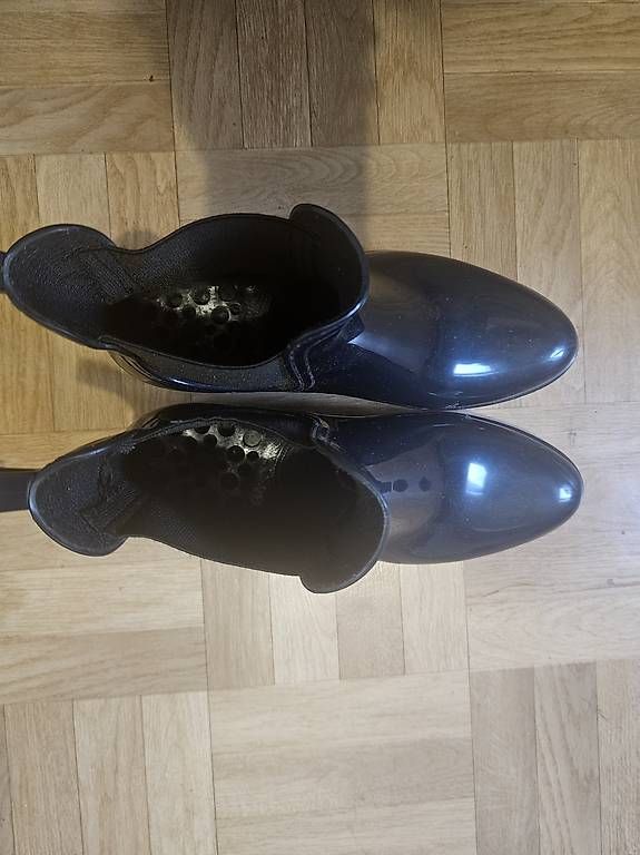 Chaussures femmes: Navyboot Gummistiefel Gr. 39  – D'occasion à Zürich par Elena231 4