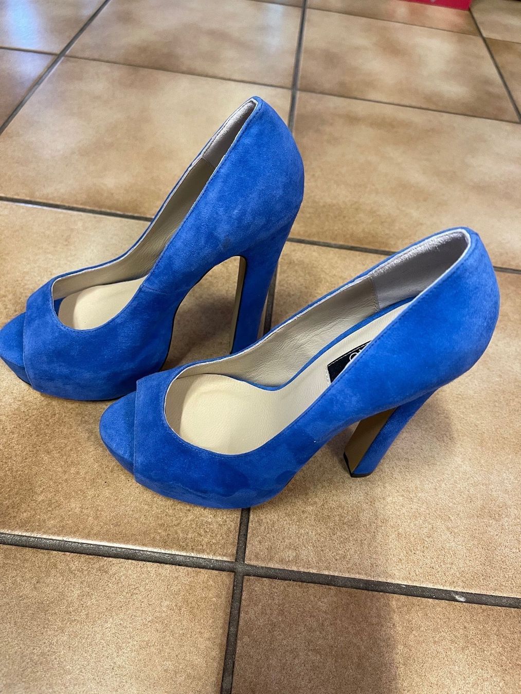Scarpe da donna: Janiko Damenschuhe Gr 36 – Nuovo (secondo la descrizione) da Niederrohrdorf venduto da Aldi01