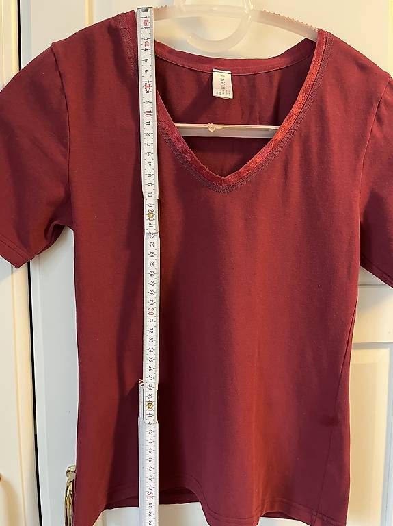 T-shirt: Lascana Shirt 34 – Usato da Stallikon venduto da Kuschligwuschlig1 2
