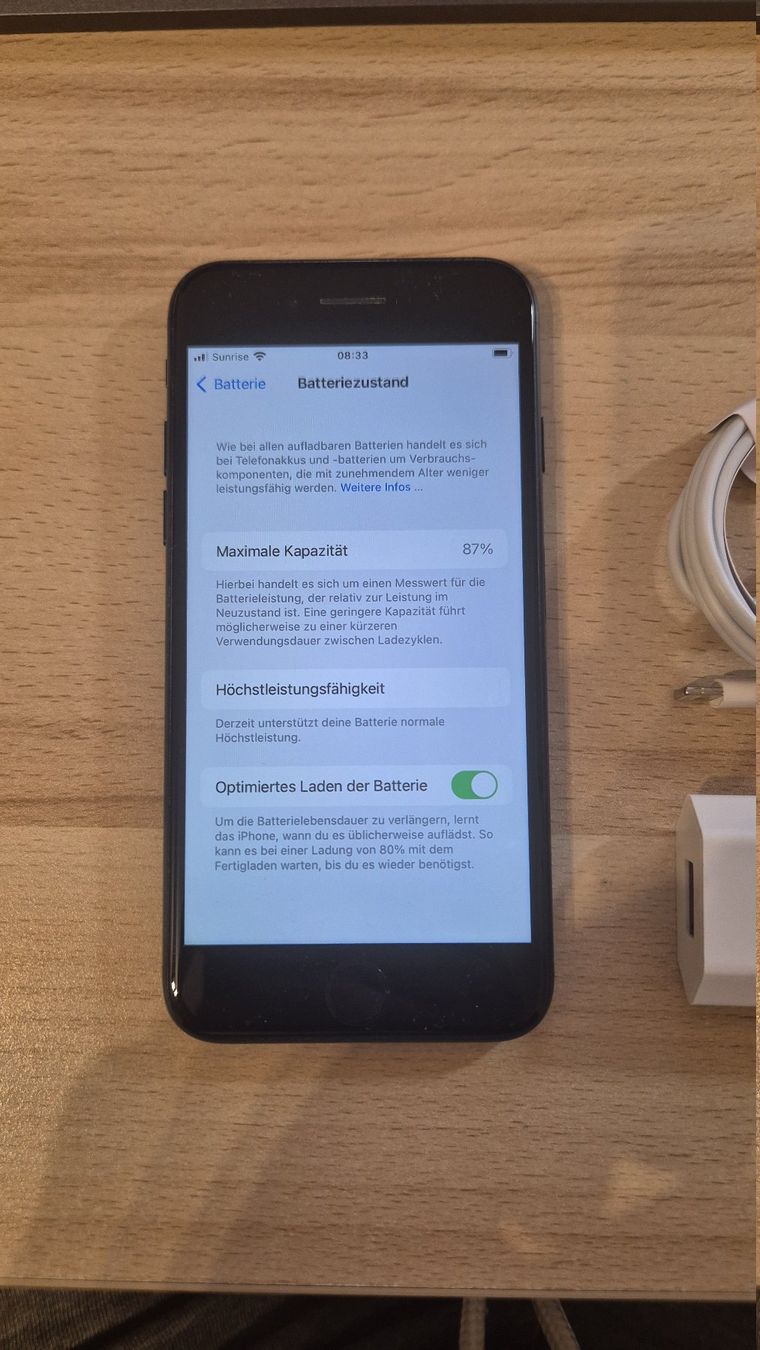 Apple Telefoni cellulari / Smartphones: iPhone 7 32GB Space Gray 3027 Akku 87% – Usato da Münchenbuchsee venduto da MV_Solutions 3