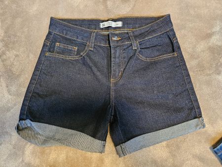 Damen Jeans Shorts Grösse 36 – Dunkelblau – Neu