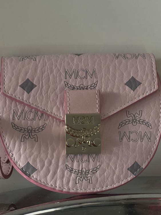 MCM Visetos Small Patricia Round Crossbody Purse Kaufen auf Ricardo