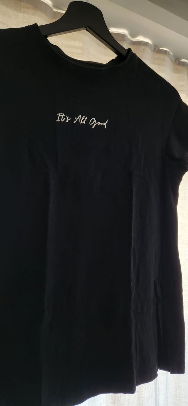 T-shirt: Schwarzes T-Shirt "It's All Good", Gr. S – Usato da Zürich venduto da syl_bhd2 1
