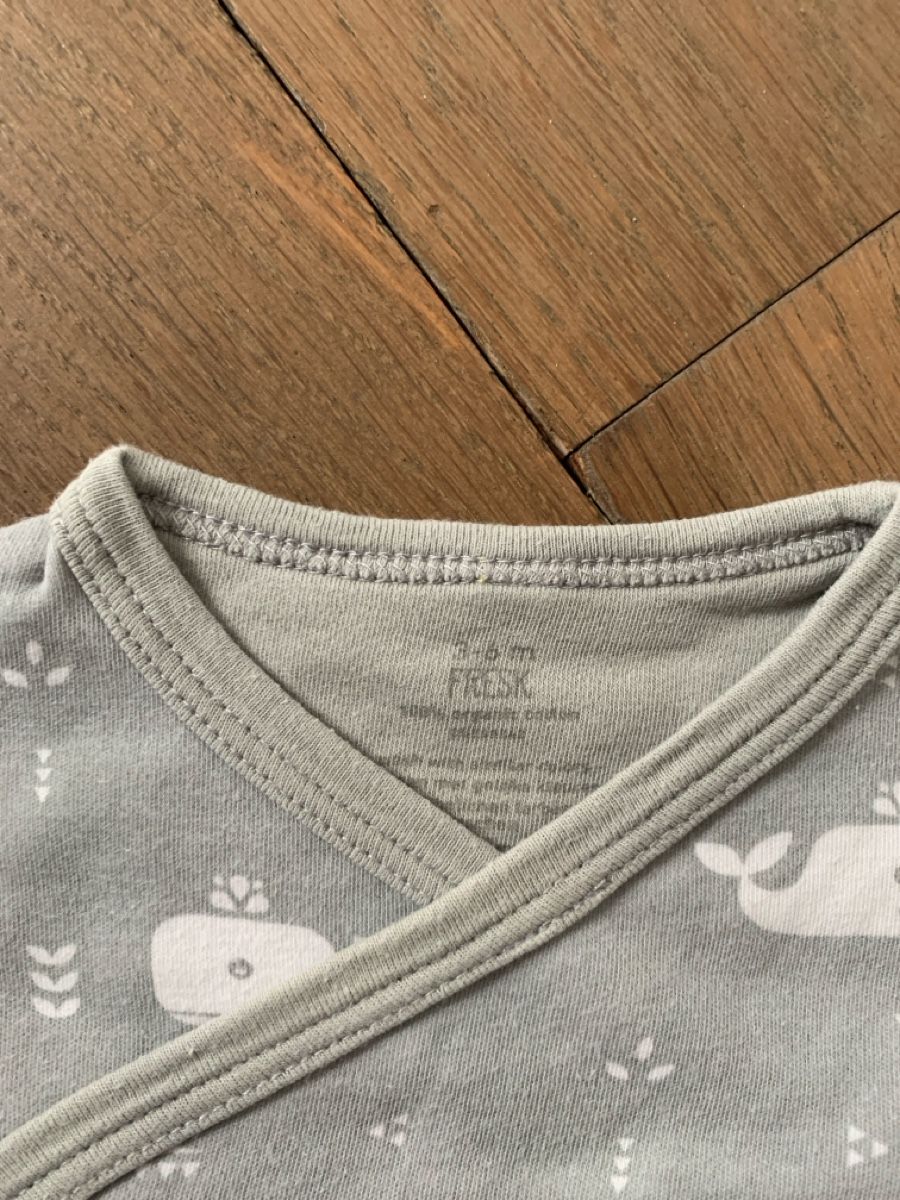 Camicie, Top & T-shirt: Pull cache coeur Fresk 68 – Usato da Cartigny venduto da l.luckuit 1