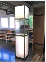 6x Modulvitrine Alusilber hinterleuchtet 242 cm hoch