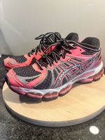 Aesics Turnschuhe